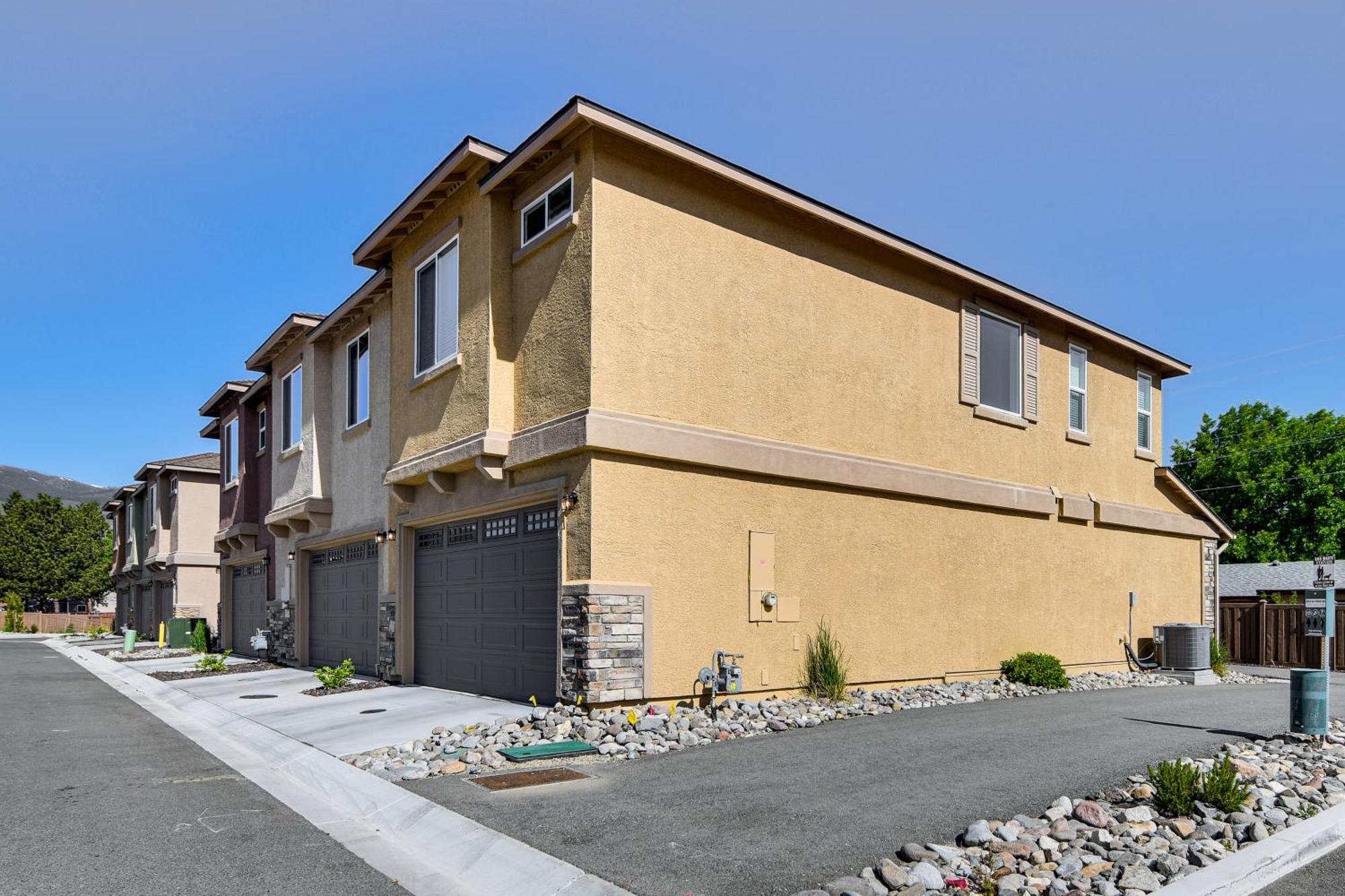 Central Carson City Townhome, 1 Mi To Downtown! Экстерьер фото