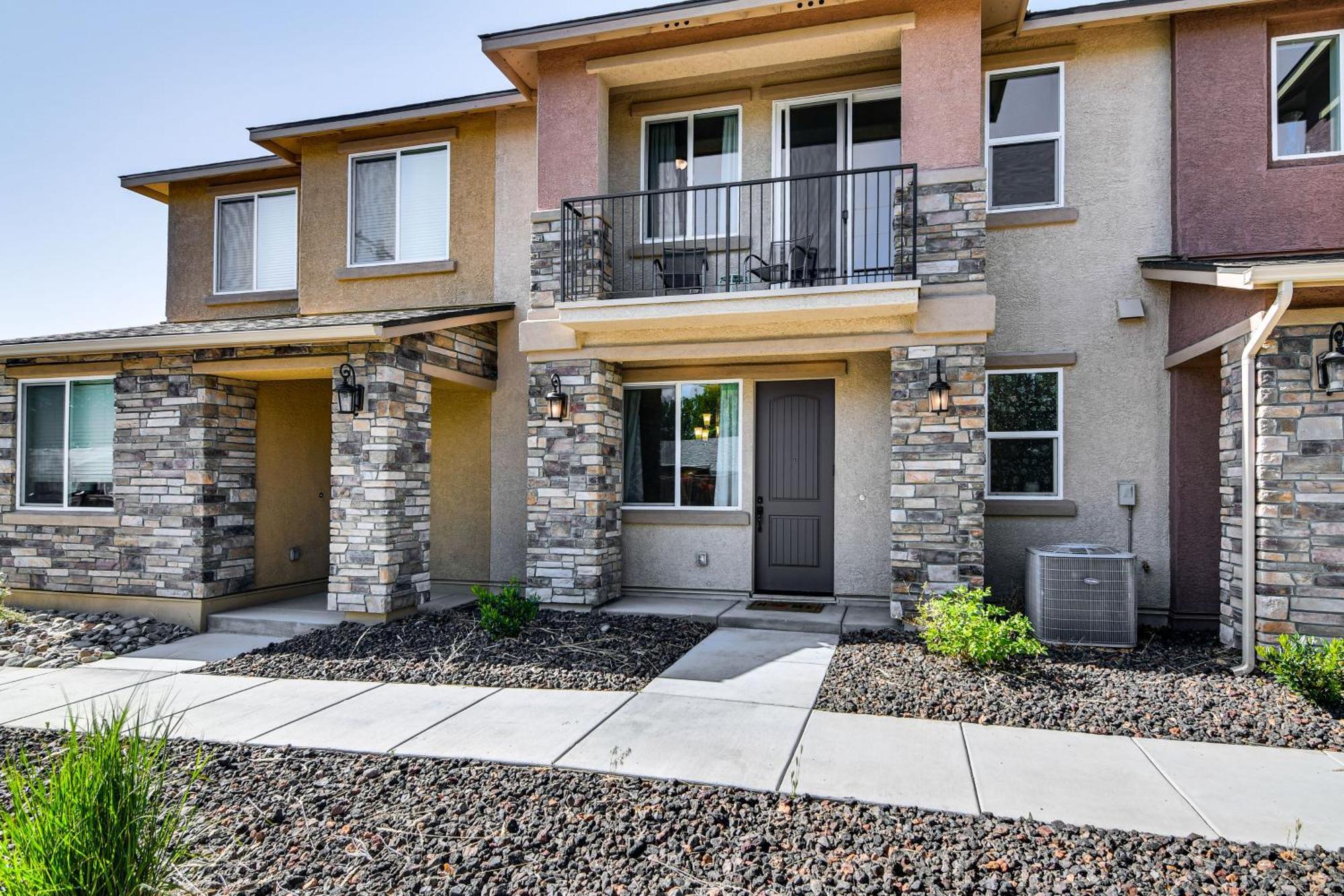 Central Carson City Townhome, 1 Mi To Downtown! Экстерьер фото